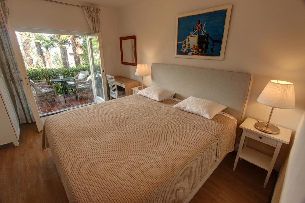 Premium Apartments Punta Kolova Abbazia Esterno foto