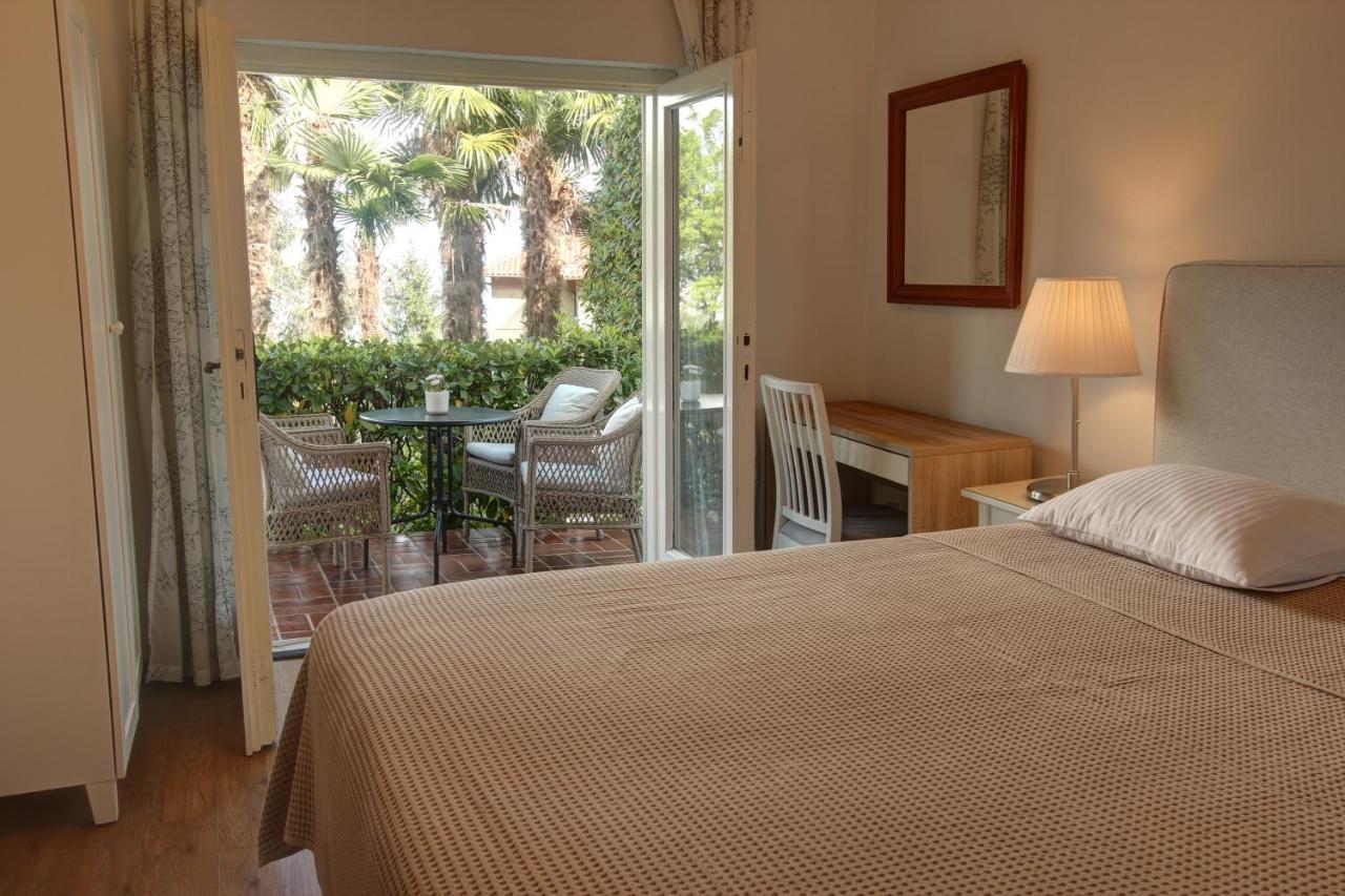 Premium Apartments Punta Kolova Abbazia Esterno foto