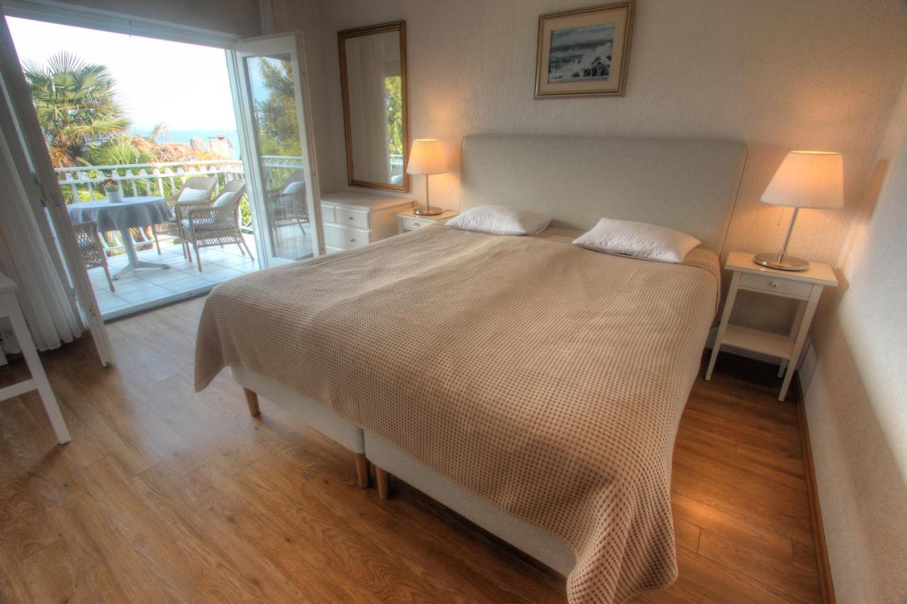 Premium Apartments Punta Kolova Abbazia Esterno foto