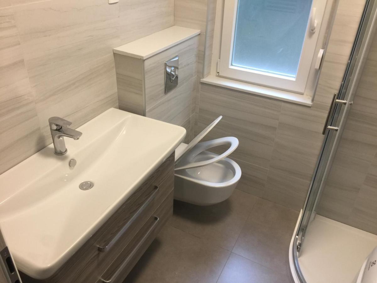 Premium Apartments Punta Kolova Abbazia Esterno foto